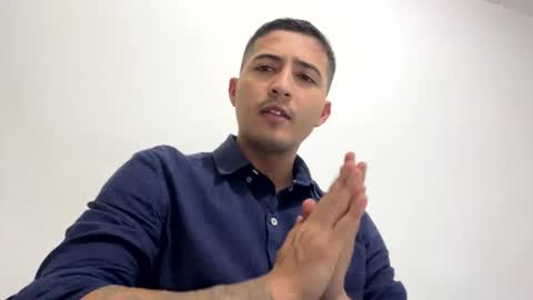 Snapshot of alanj998 chatting on 1, 11, 2025 alanj998 online show from 1, 11, 2025