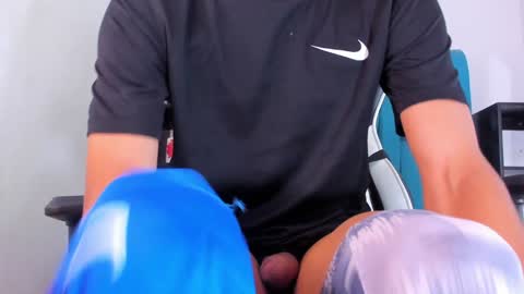 Snapshot of alannaughty_ chatting on 2, 2, 2025 alannaughty_ online show from 2, 2, 2025