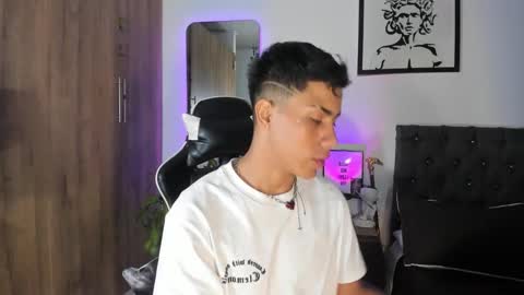 Snapshot of alannaughty_ chatting on 16, 1, 2026 alannaughty_ online show from 16, 1, 2026