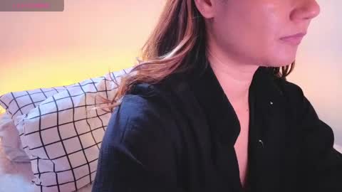 alba_toro535670 online show from 28, 5, 2026