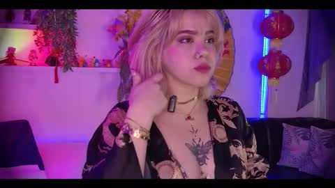 albaandthayron online show from 9, 2, 2026