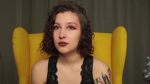 Hi all. My name is Stela and this is my first day here online show from 21, 1, 2025