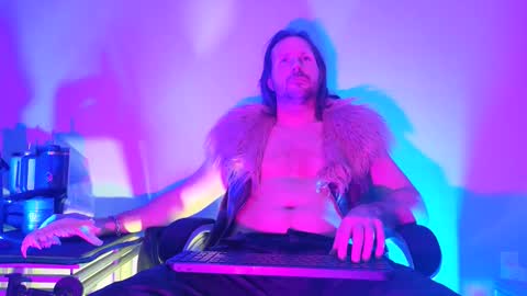 albinoadonis online show from 1, 11, 2025