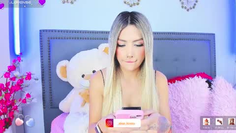 Snapshot of ale_love_ chatting on 28, 2, 2026 ALE LOVE online show from 28, 2, 2026