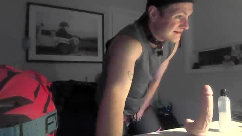 Snapshot of aleckautumn chatting on 3, 7, 2026 Aleck Autumn online show from 3, 7, 2026