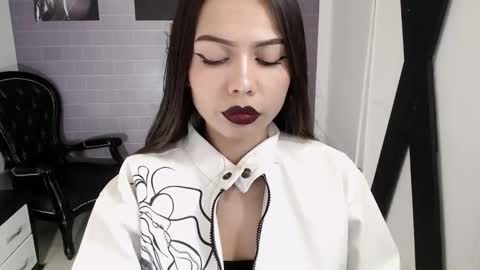 Snapshot of aleesha_cameron02 chatting on 26, 10, 2025 Ale online show from 26, 10, 2025