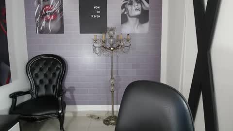 Snapshot of aleesha_cameron02 chatting on 11, 11, 2025 Ale online show from 11, 11, 2025