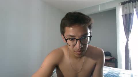Snapshot of aleexrune chatting on 22, 7, 2026 aleexrune online show from 22, 7, 2026