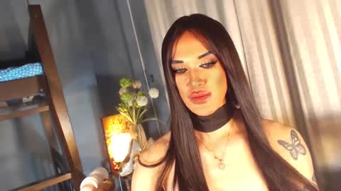 Snapshot of aleinacroft chatting on 9, 2, 2025 aleinacroft online show from 9, 2, 2025