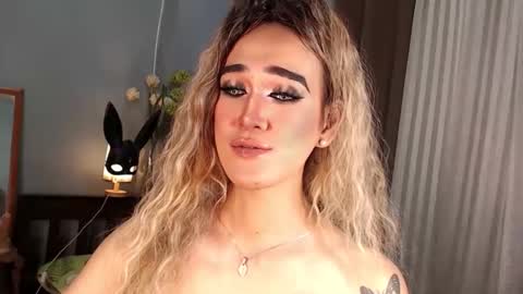 Snapshot of aleinacroft chatting on 16, 9, 2025 aleinacroft online show from 16, 9, 2025