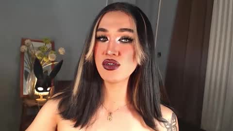 Snapshot of aleinacroft chatting on 9, 10, 2025 aleinacroft online show from 9, 10, 2025