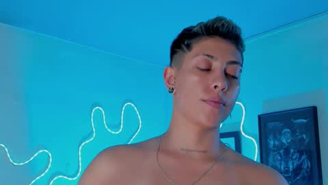 Alejandra online show from 3, 2, 2026