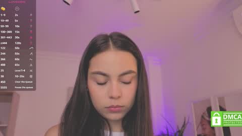 Alejandra online show from 17, 9, 2025