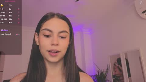 Alejandra online show from 23, 9, 2025