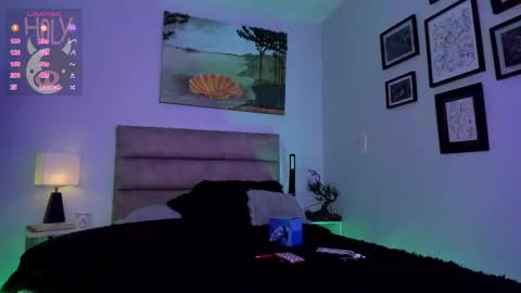 Aleja Queen online show from 8, 3, 2025