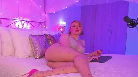 Snapshot of alejadollts chatting on 7, 7, 2026 ALEJADOLLTS online show from 7, 7, 2026