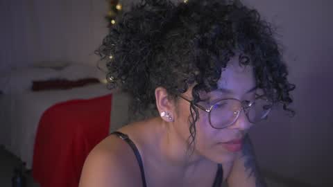 O.F alejandra h1998 stream 300 pm - 1100 pm online show from 19, 12, 2024