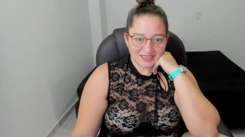 alejandra online show from 19, 4, 2026