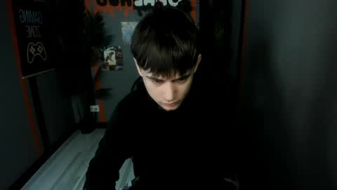 Alejandro online show from 12, 4, 2026