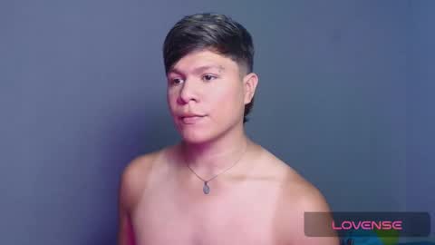 Snapshot of alejandro_vt chatting on 25, 10, 2025 Alejandro G online show from 25, 10, 2025