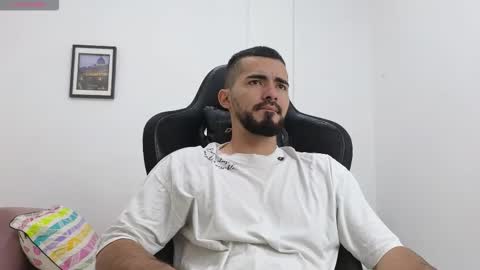 alejandroo_7 online show from 13, 2, 2026