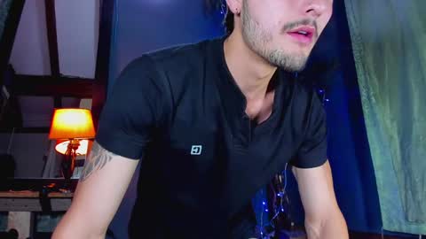 Snapshot of alejo_323__ chatting on 3, 1, 2025 alejo_323__ online show from 3, 1, 2025