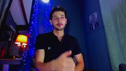 Snapshot of alejo_323__ chatting on 14, 2, 2025 alejo_323__ online show from 14, 2, 2025