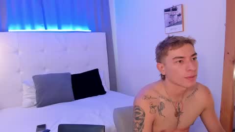 alejo_exotic online show from 28, 4, 2026