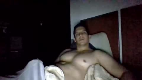 Snapshot of alejxoxo chatting on 3, 2, 2025 alejxoxo online show from 3, 2, 2025