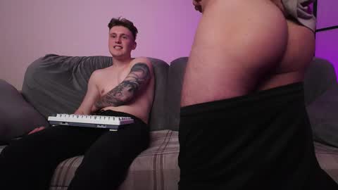 Alex and Linar online show from 28, 10, 2025