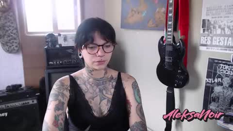 AleksaNoir online show from 5, 2, 2025