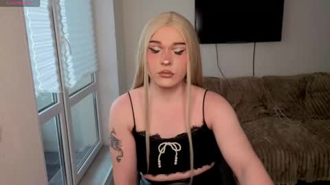 ALENA  INDEPENDENT MODEL online show from 27, 4, 2026