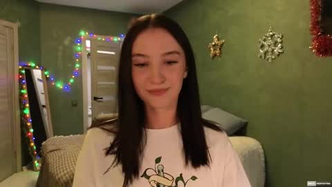 Snapshot of alena_navi chatting on 9, 12, 2024 Alena online show from 9, 12, 2024