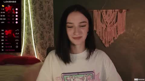 Snapshot of alena_navi chatting on 8, 1, 2025 Alena online show from 8, 1, 2025