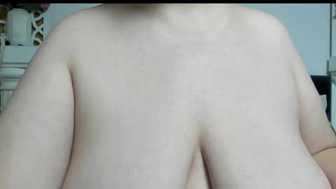 alesha_arabian_ online show from 4, 2, 2026