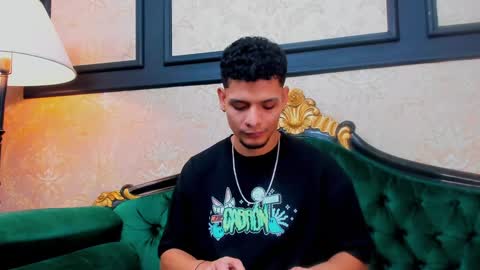 Snapshot of aless_king chatting on 1, 2, 2025 Alessandro King online show from 1, 2, 2025