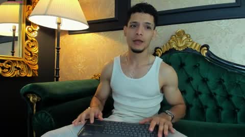 Alessandro King online show from 5, 5, 2026