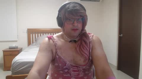 AlessaBabyGirl840 online show from 2, 8, 2026