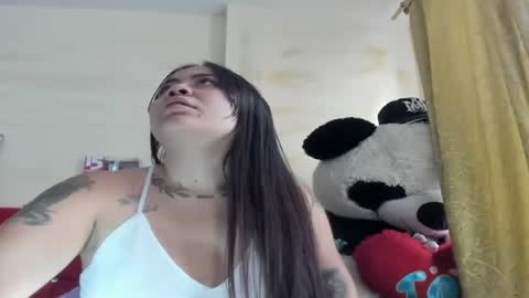 Snapshot of alessandra_moore_ig chatting on 10, 10, 2025 paola online show from 10, 10, 2025