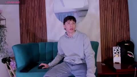 Alessandro Dybala online show from 9, 11, 2025