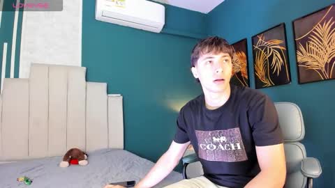 Alessandro Dybala online show from 2, 12, 2025