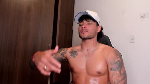 Snapshot of alessandro_vanni chatting on 24, 1, 2025 Alessandro Vanni online show from 24, 1, 2025