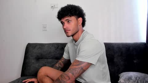 Snapshot of alessandro_vanni chatting on 17, 2, 2025 Alessandro Vanni online show from 17, 2, 2025