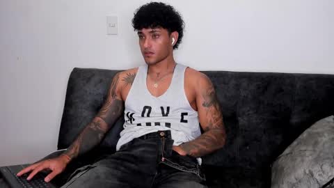 Snapshot of alessandro_vanni chatting on 20, 2, 2025 Alessandro Vanni online show from 20, 2, 2025