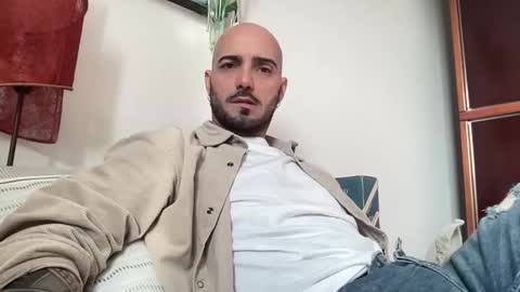 alessandromori91 online show from 5, 3, 2026