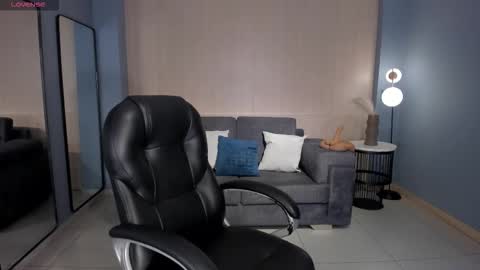 ALESSA ROMERO  online show from 3, 2, 2026