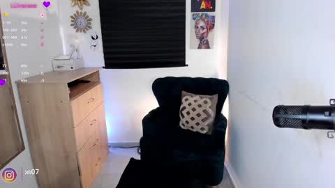 Snapshot of alessia_anderson07 chatting on 20, 2, 2025 Yy online show from 20, 2, 2025