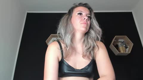 alesys69 online show from 23, 9, 2025