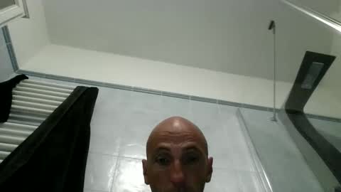Snapshot of alex120475 chatting on 5, 4, 2026 alex120475 online show from 5, 4, 2026