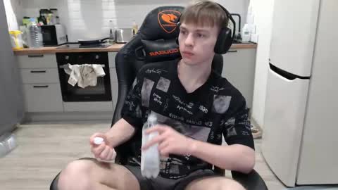 Alex online show from 1, 3, 2025